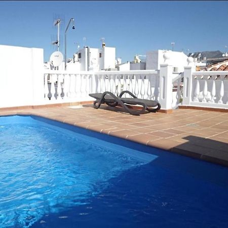 Las Flores Apartments نيرخا المظهر الخارجي الصورة