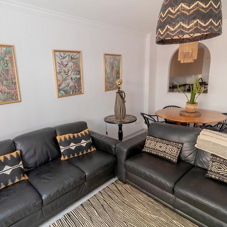Las Flores Apartments نيرخا المظهر الخارجي الصورة