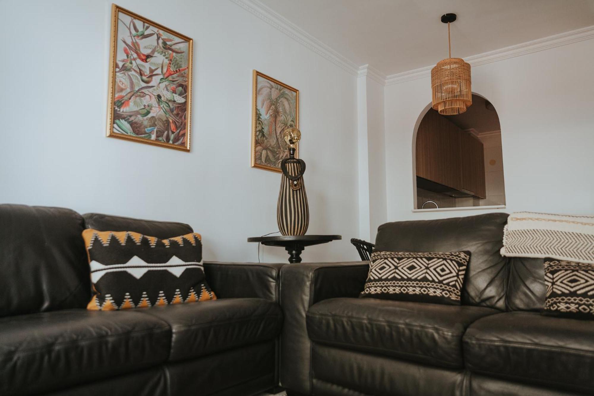 Las Flores Apartments نيرخا المظهر الخارجي الصورة