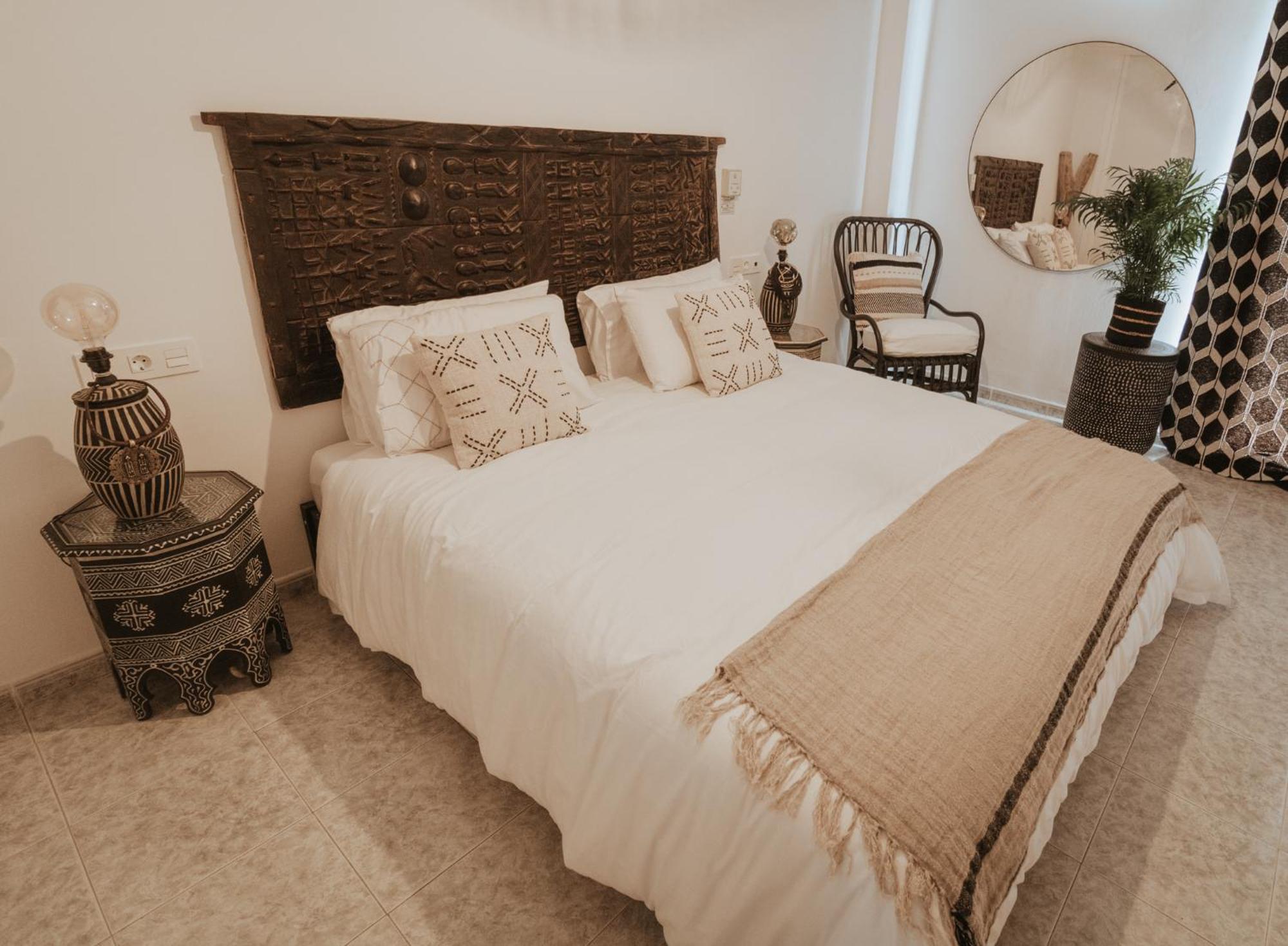 Las Flores Apartments نيرخا المظهر الخارجي الصورة