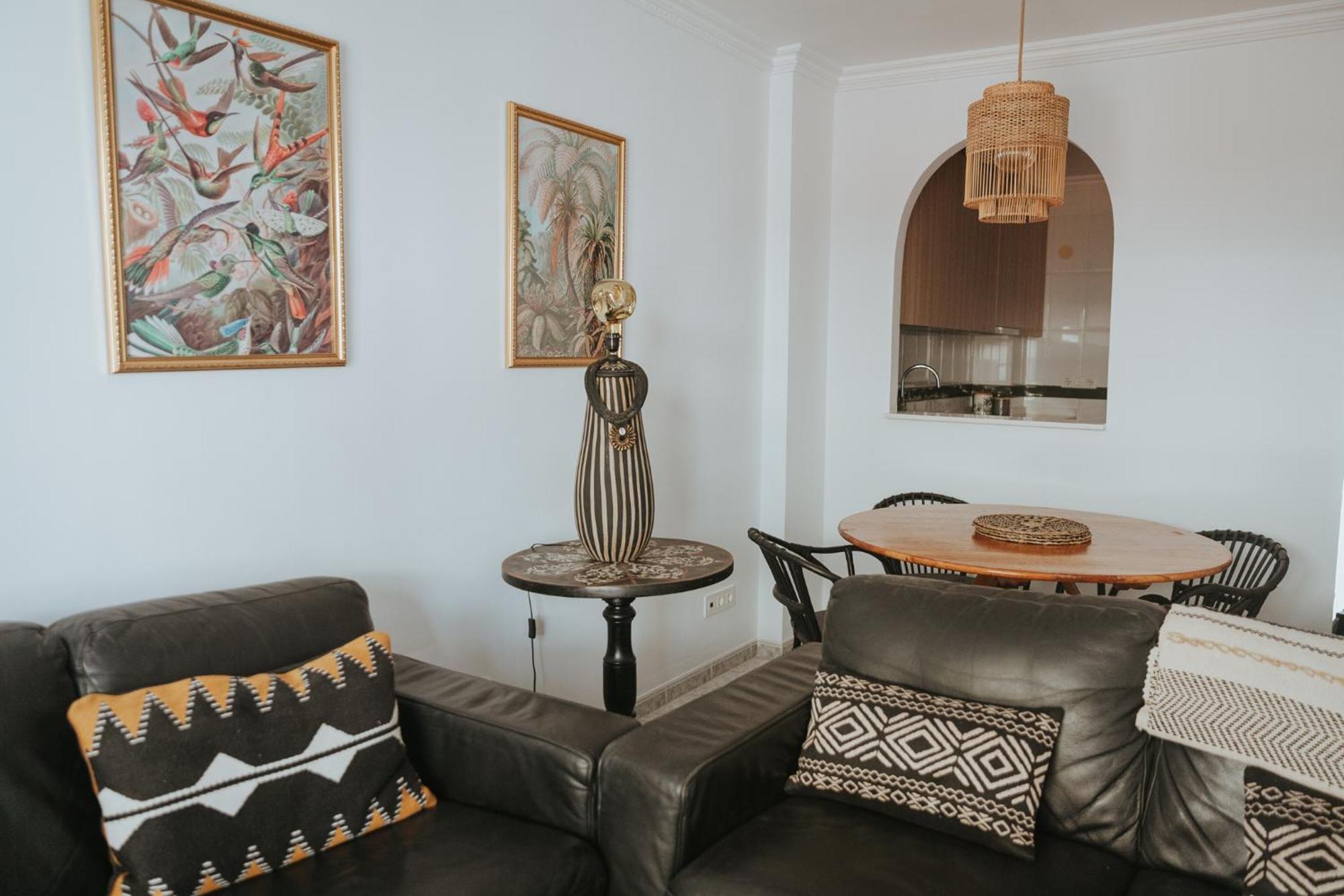 Las Flores Apartments نيرخا المظهر الخارجي الصورة