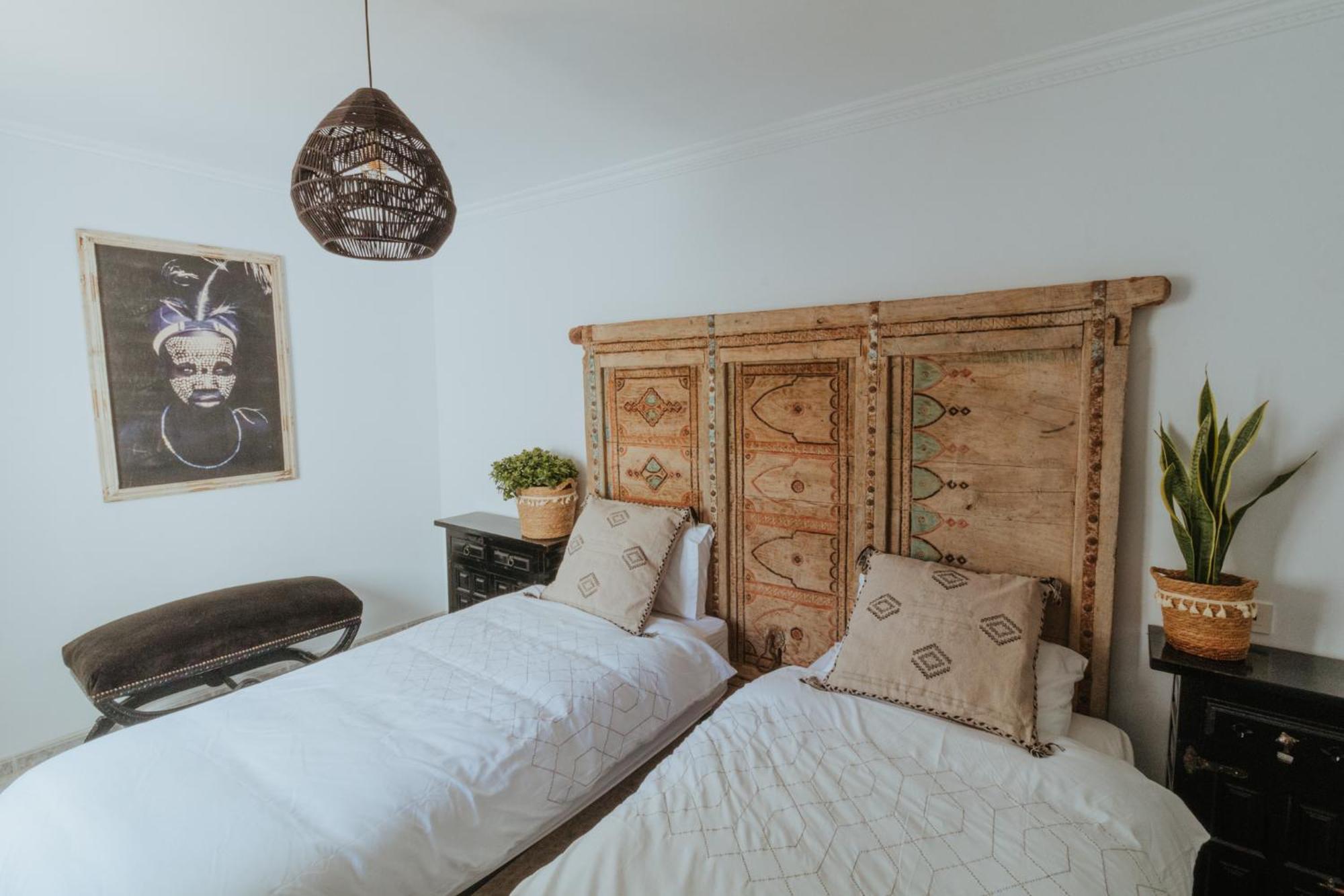 Las Flores Apartments نيرخا المظهر الخارجي الصورة