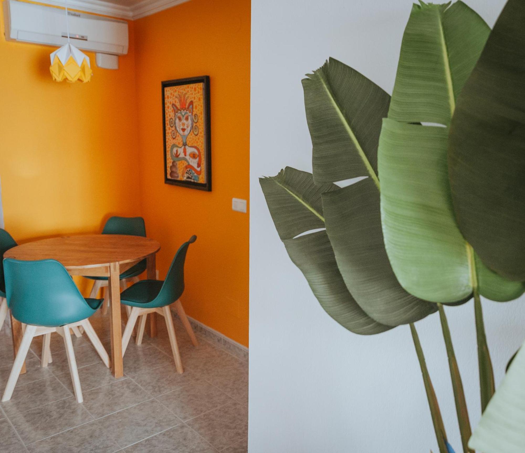Las Flores Apartments نيرخا المظهر الخارجي الصورة